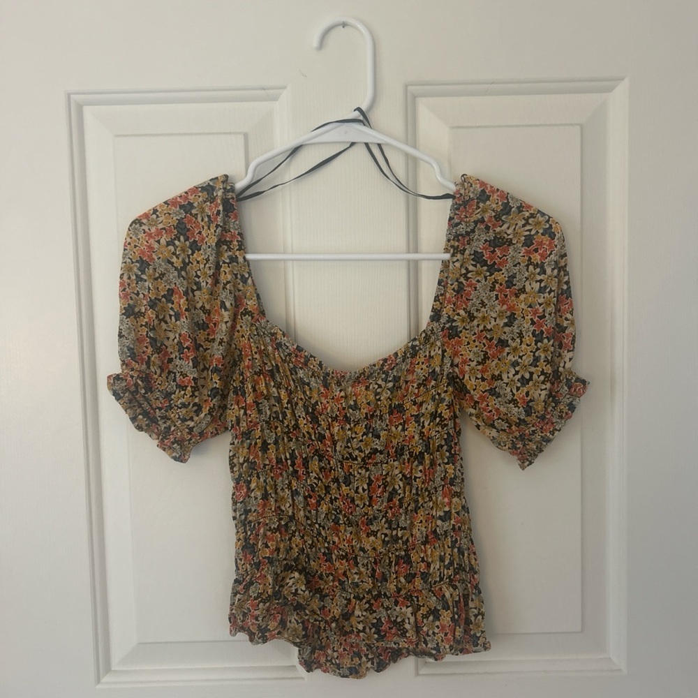 Floral Puff Sleeve Top